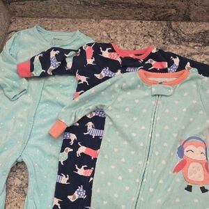 Bundle Of Carter's Fleece Sleep N Plays Sz 6 Months